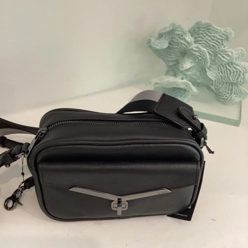 REDUCED $245 Botkier Cobble Hill Camera Crossbody Bag Black Crossgrain Leather